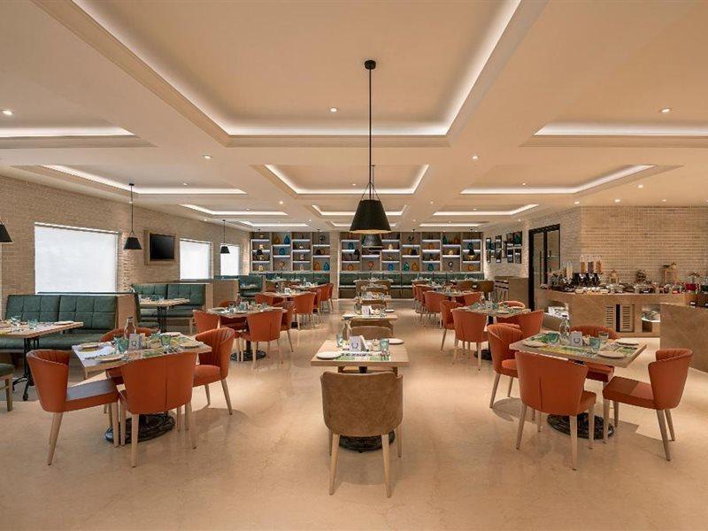 Lemon Tree Premier, New Town, Kolkata Hotel Bagian luar foto