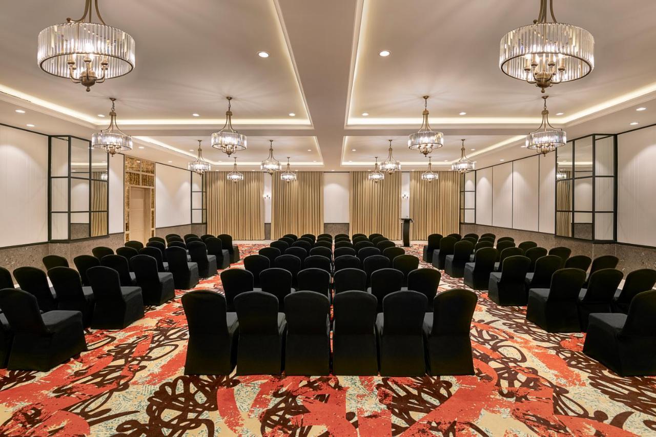 Lemon Tree Premier, New Town, Kolkata Hotel Bagian luar foto