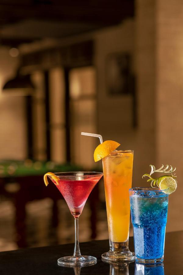 Lemon Tree Premier, New Town, Kolkata Hotel Bagian luar foto